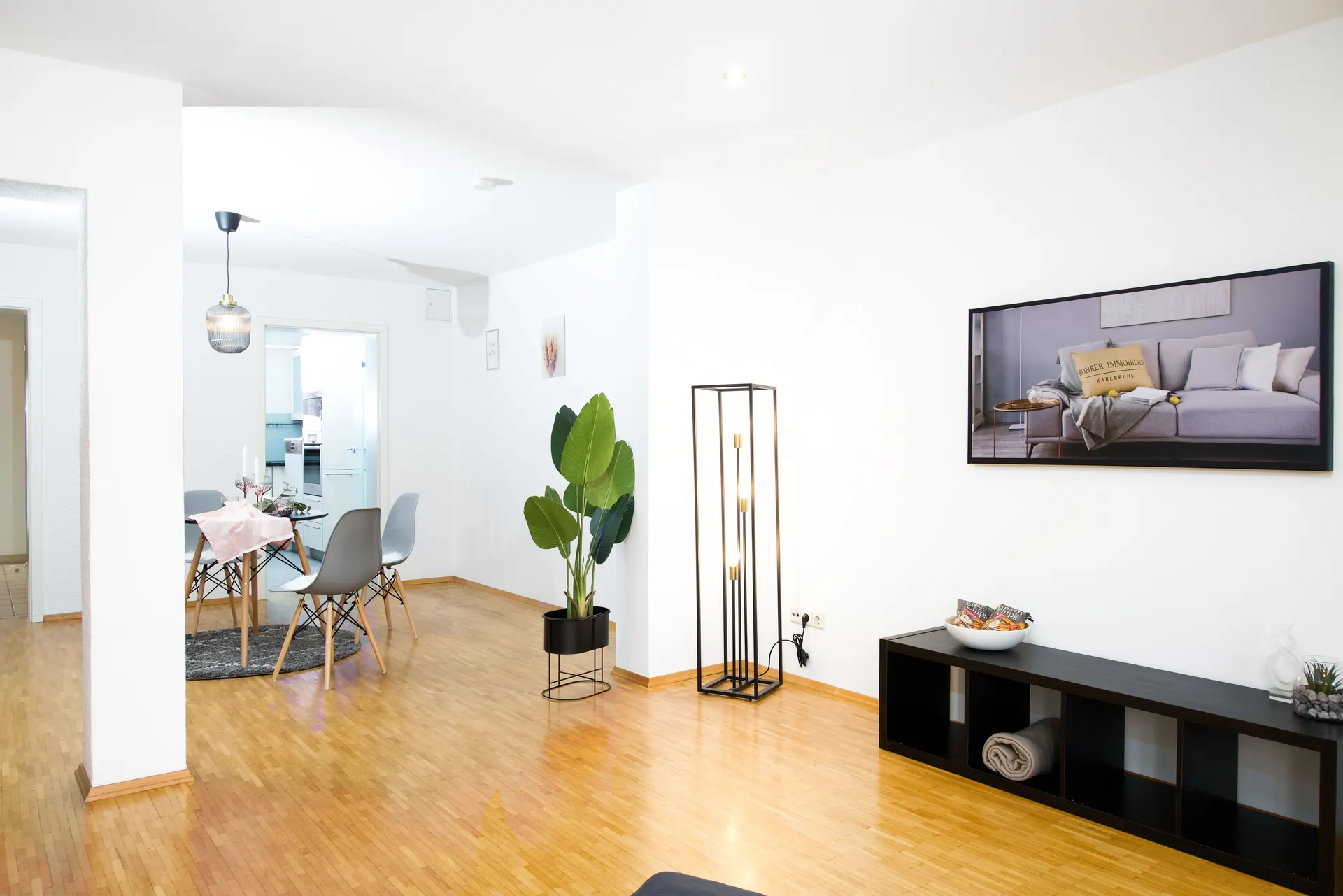 Einziehen und Wohlfühlen! Modernes Einfamilienhaus in Durmersheim-Würmersheim – Bild 1 von 14