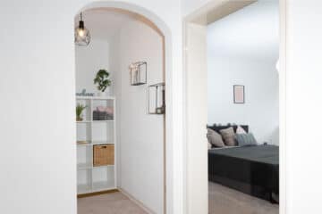 Ihr neues Zuhause mit tollem Ausblick. Helle 3-Zimmer-Wohnung in Karlsruhe-Bergwald - Flur