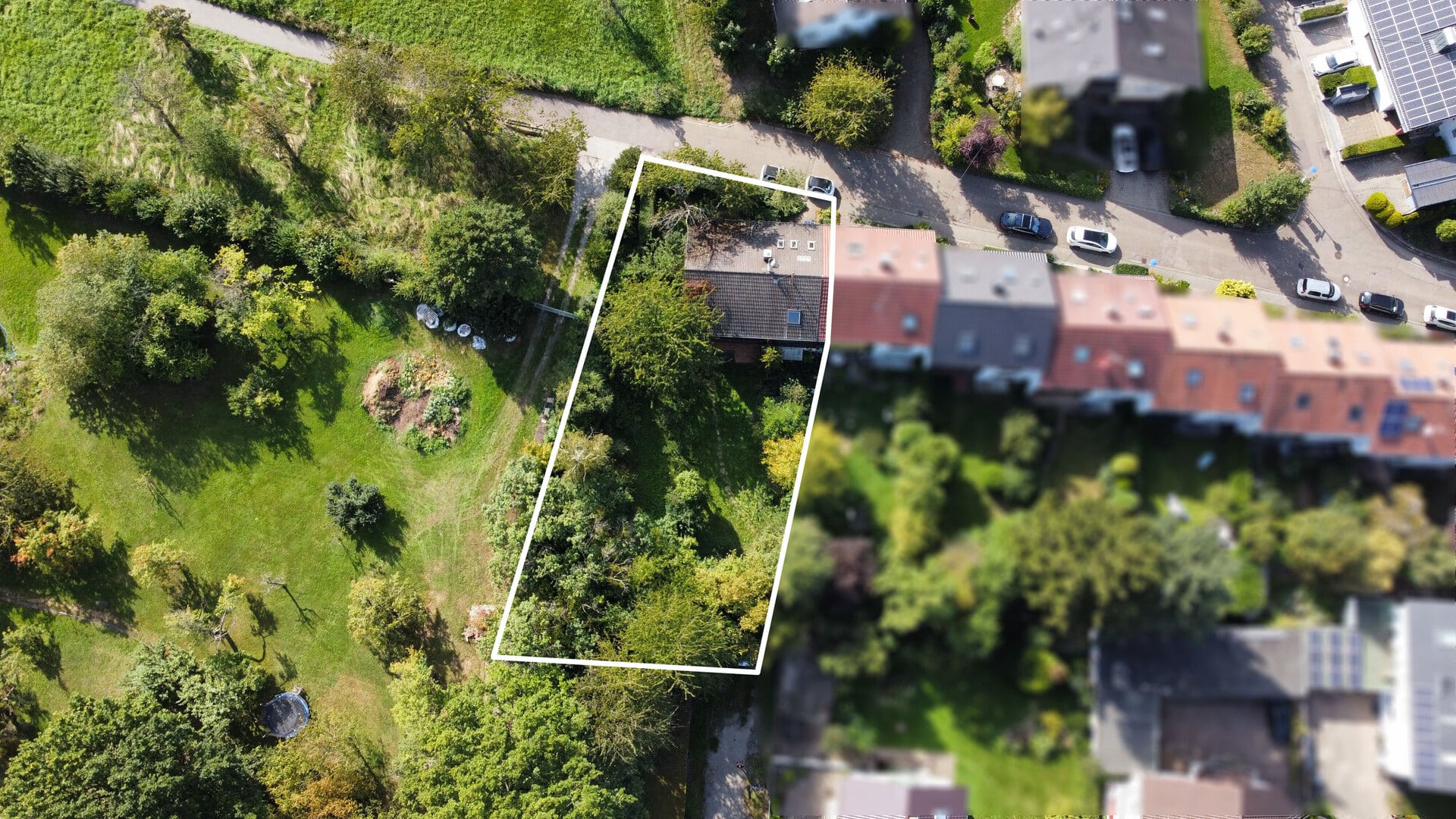 großes Wohnhaus in KA-Grünwettersbach mit traumhaftem Garten - Den eigenen Wohntraum verwirklichen! - Luftaufnahme