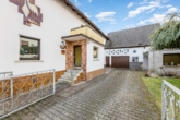 Einfahrt - Einmalige Gelegenheit! Viel Platz zum Entfalten für Macher in beliebter Lage von Bietigheim.