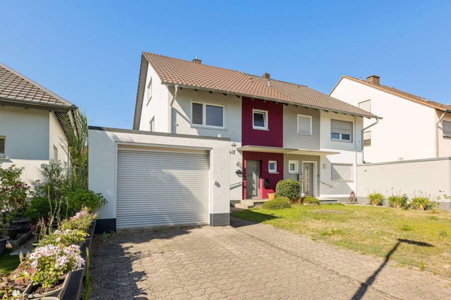 Ein Zuhause mit Substanz – laufend modernisiert, gepflegt und bereit für die nächste Familie, 76344 Eggenstein-Leopoldshafen, Doppelhaushälfte