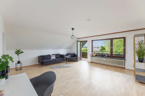 Pure Erholung: 1-Zimmer-Wohnung mit Balkon und Aussicht – Toplage in Bad Herrenalb-Neusatz, 76332 Bad Herrenalb, Dachgeschoss